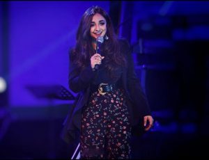 Monali Thakur Wiki, Boyfriend, Height, Age, Family, Biography & More