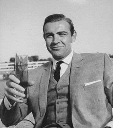 Sean Connery Wiki, Death, Age, Height, Wife, Family, Biography & More ...