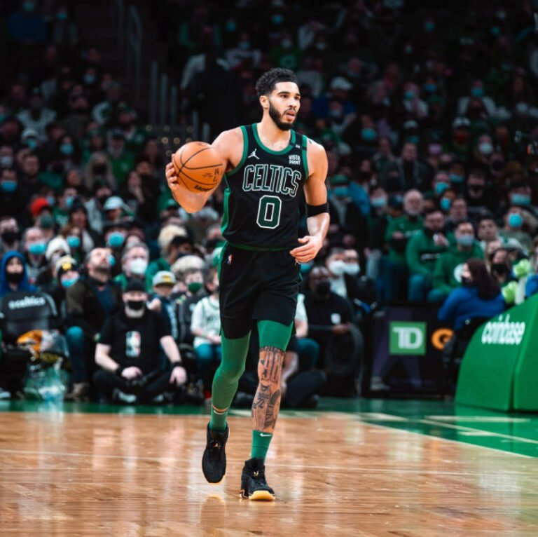 Jayson Tatum Wiki, Wife, Height, Age, Family, Biography & More - Famous ...